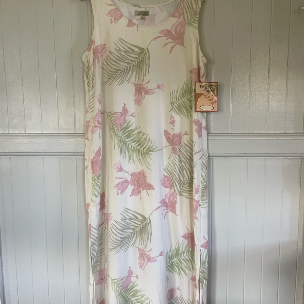 Tahiti Reef Club Aloha Wear Dress